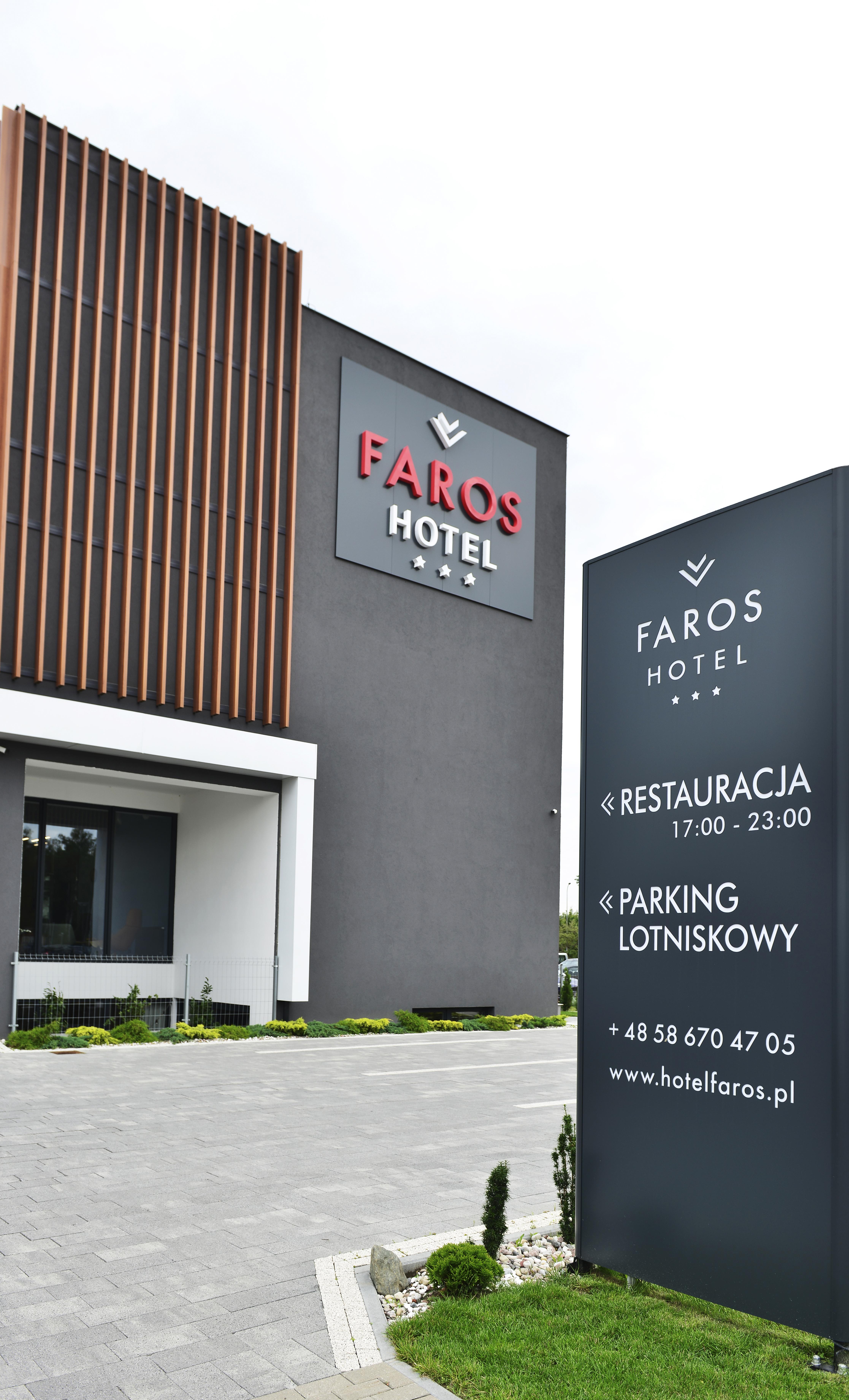 Hotel Faros Gdansk Airport Kültér fotó